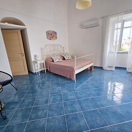 Maridea - Marlin Apartment Ponza Exterior foto